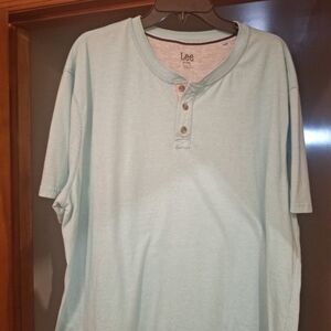 Men's Lee shirt